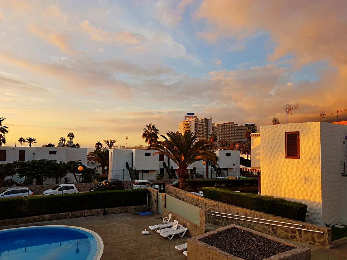 Beautiful Apartment In Apartamerica, Las Americas Playa de las Americas  Exterior photo